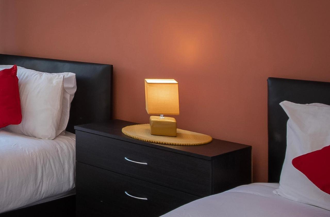 02 Springfield - Sleeps 6 Leilighet Blackpool Eksteriør bilde
